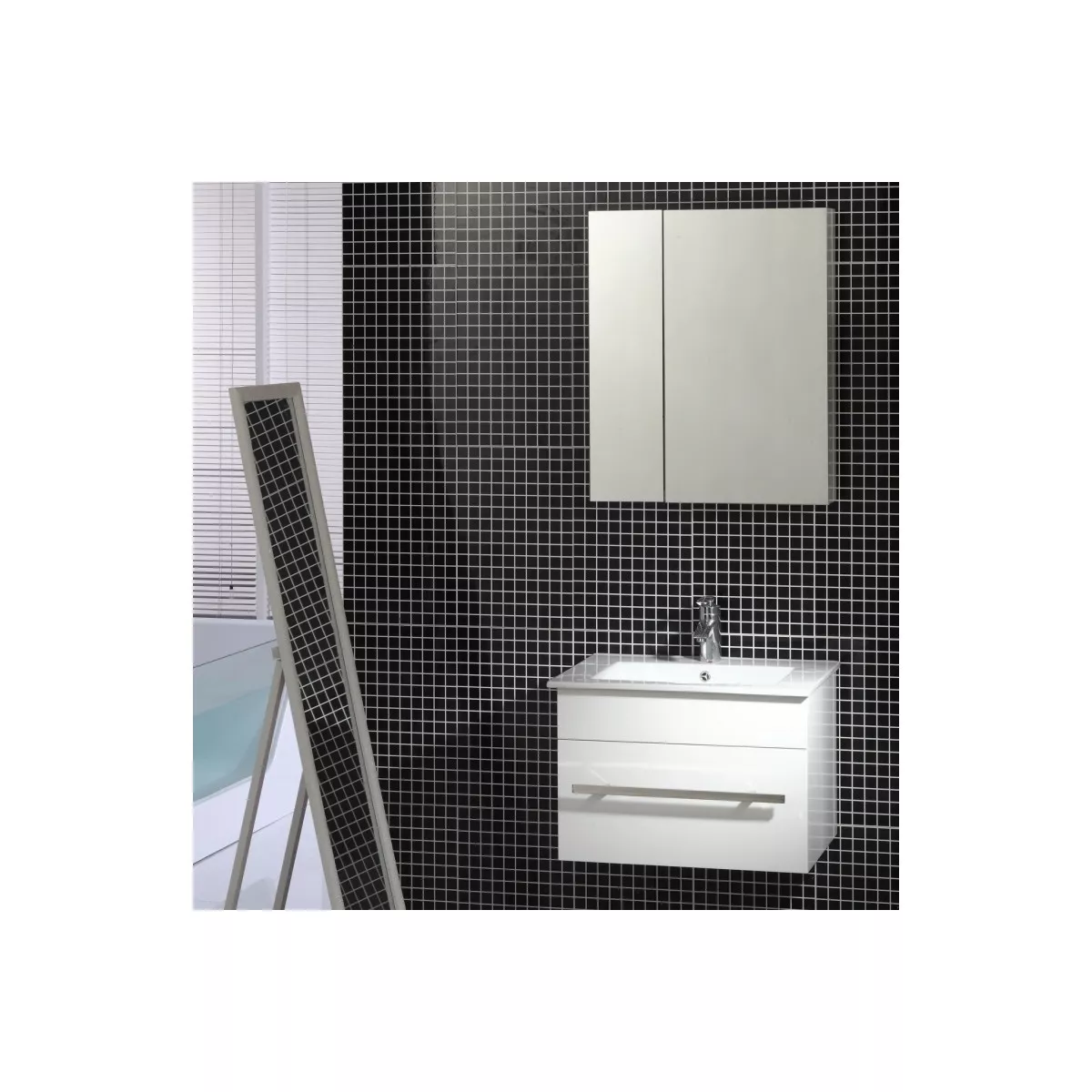 КОМПЛЕКТ ГОРЕН И ДОЛЕН ШКАФ ЗА БАНЯ