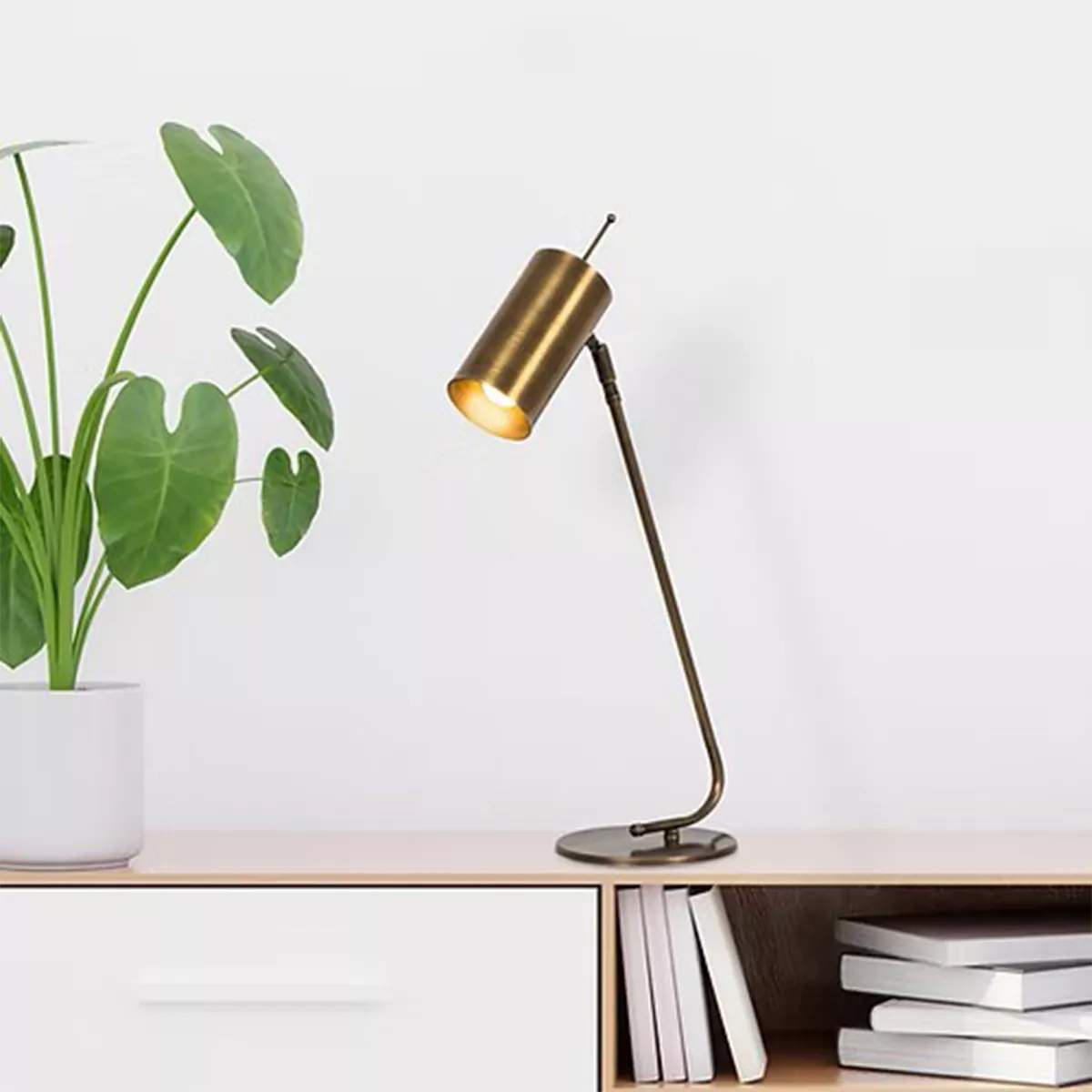 НАСТОЛНА ЛАМПА 527ABY2203