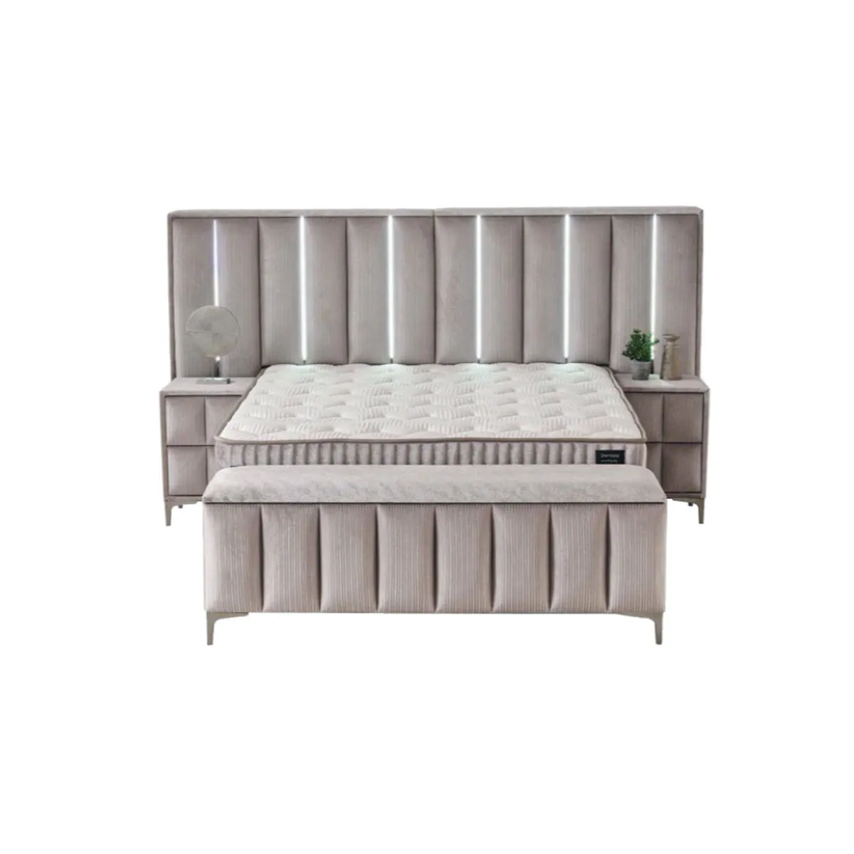 ТАПИЦИРАНА СПАЛНЯ С МАТРАК MOONLIGHT 160 X 200 - БЕЖОВ 03