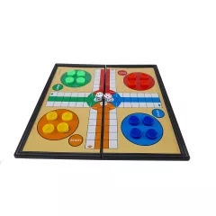 МАГНИТНА НАСТОЛНА ИГРА 